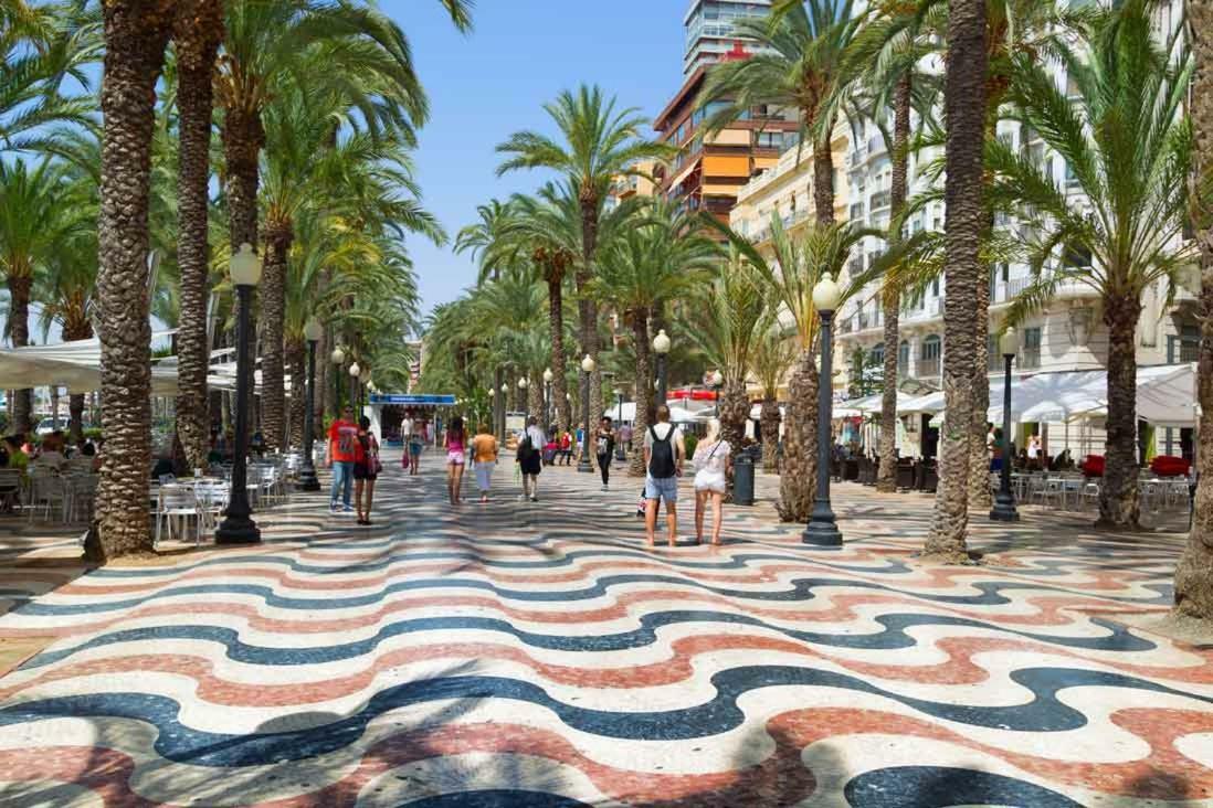 Beach, City Center And Entertainment Αλικάντε Εξωτερικό φωτογραφία